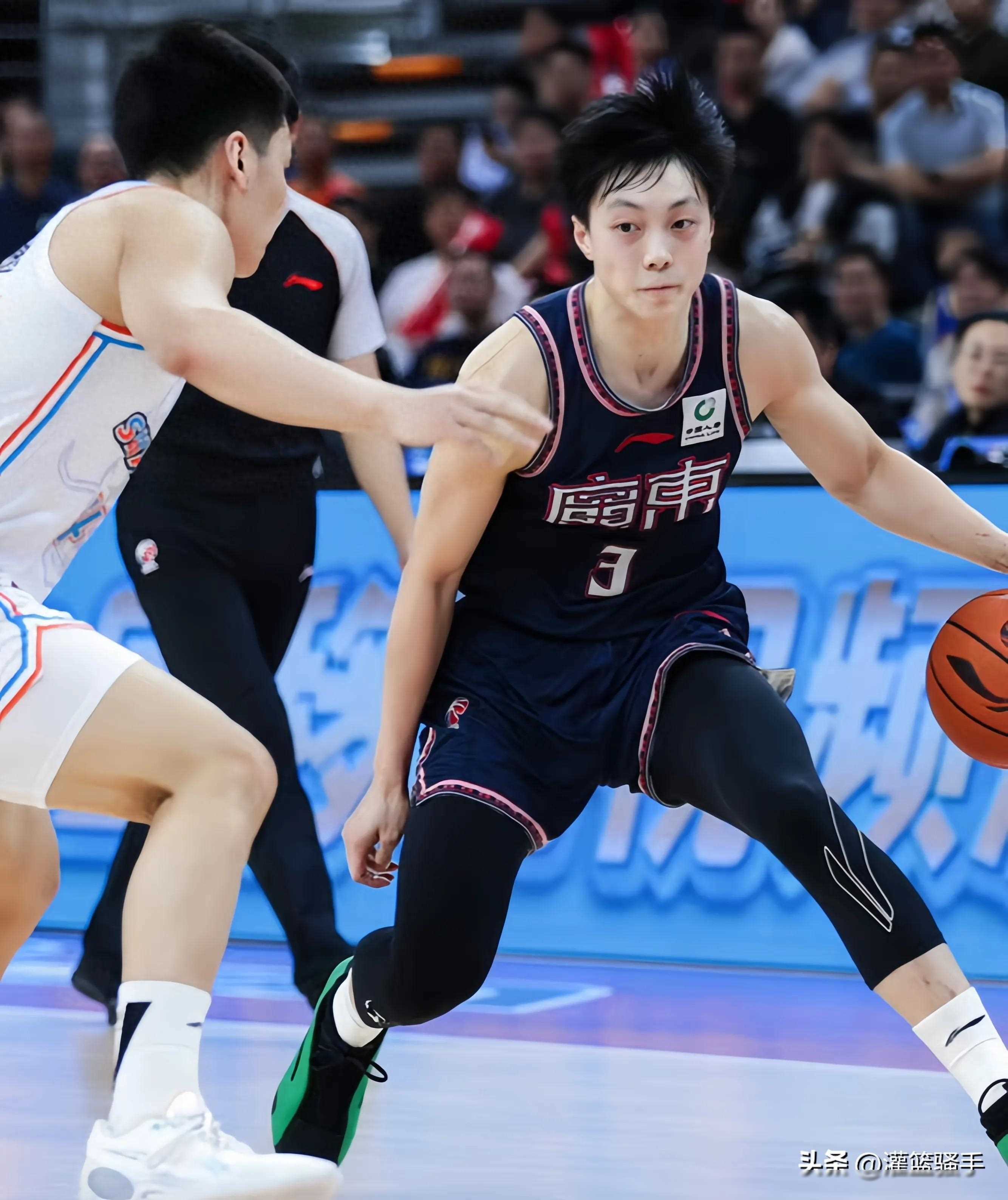 关键时刻体能课后；新奥尔良鹈鹕手感冰凉备战CBA常规赛；赛场秩序良好；控场能力受关注的简单介绍-kaiyun网页版